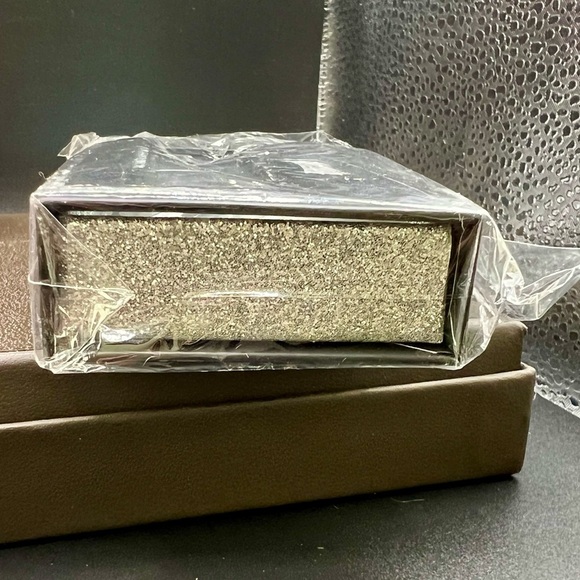 NIB Dolls Kill Darker Wavs 2 Pair Faux White Eyelashes Normal & Dramatic Length - Picture 2 of 8